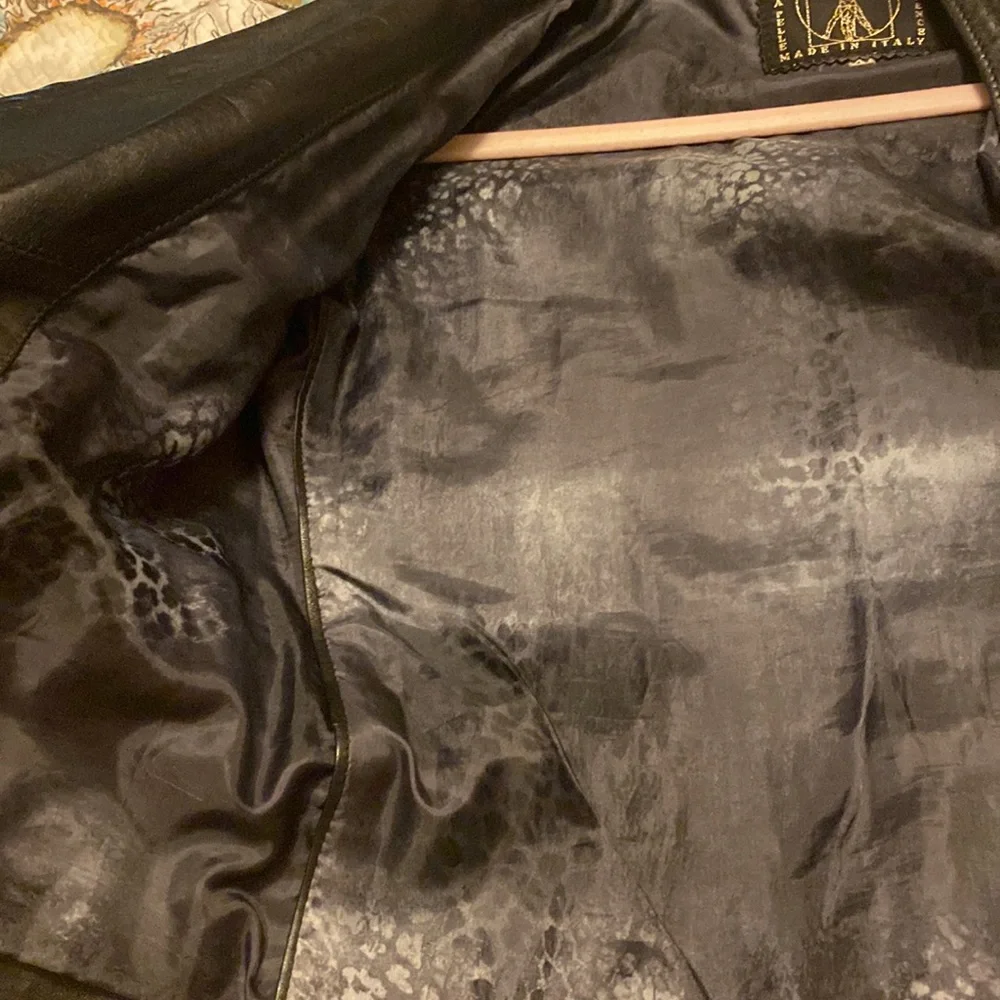 Italian Genuine Leather Jacket - Picture 4 of 9